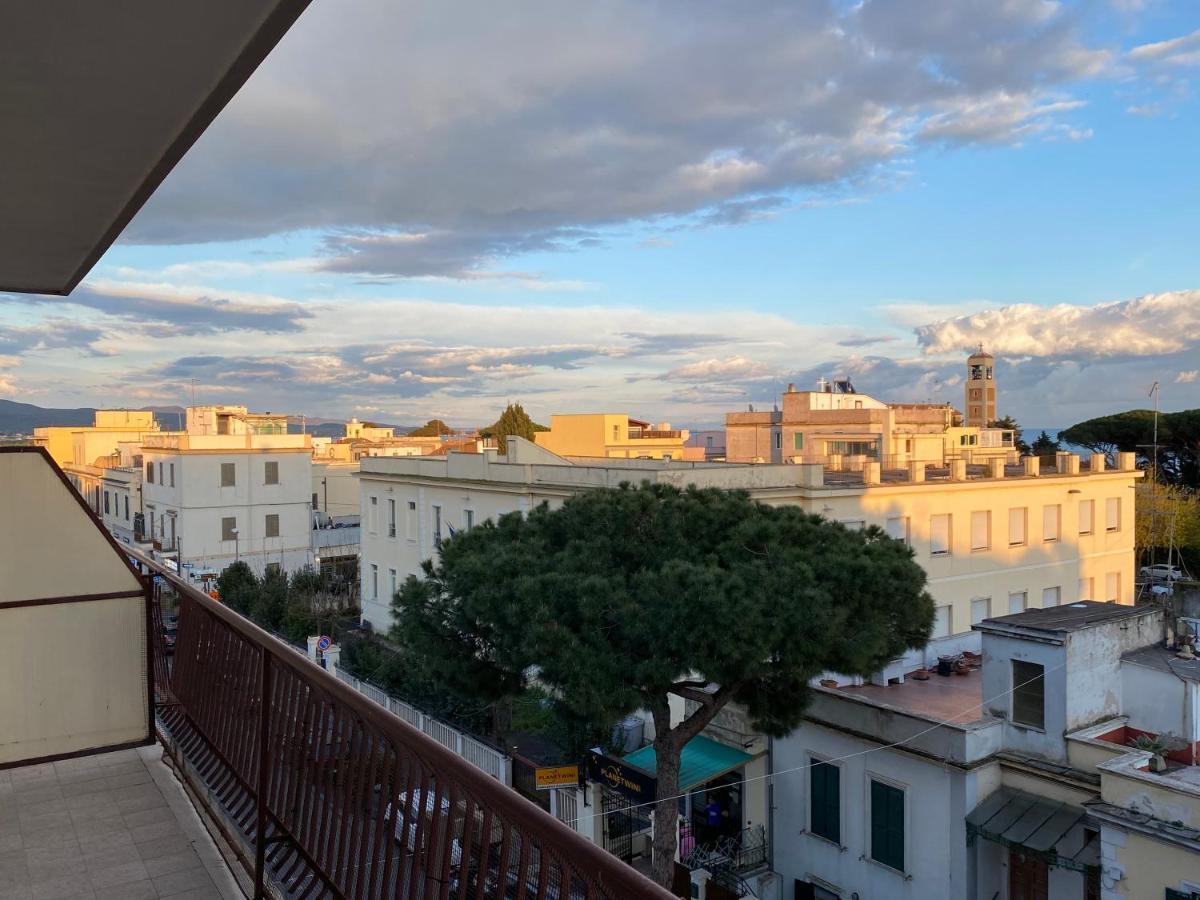 Appartamento Centrale Santa Marinella Bagian luar foto