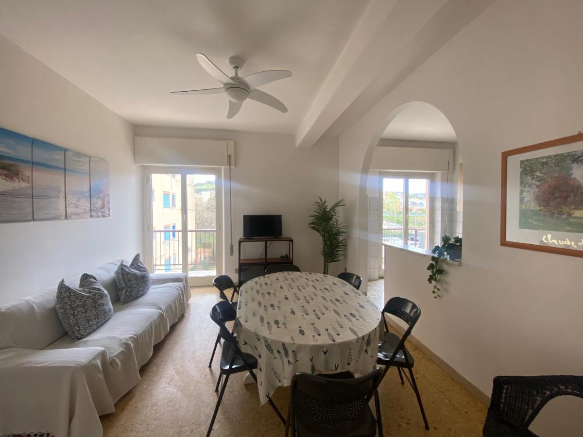 Appartamento Centrale Santa Marinella Bagian luar foto