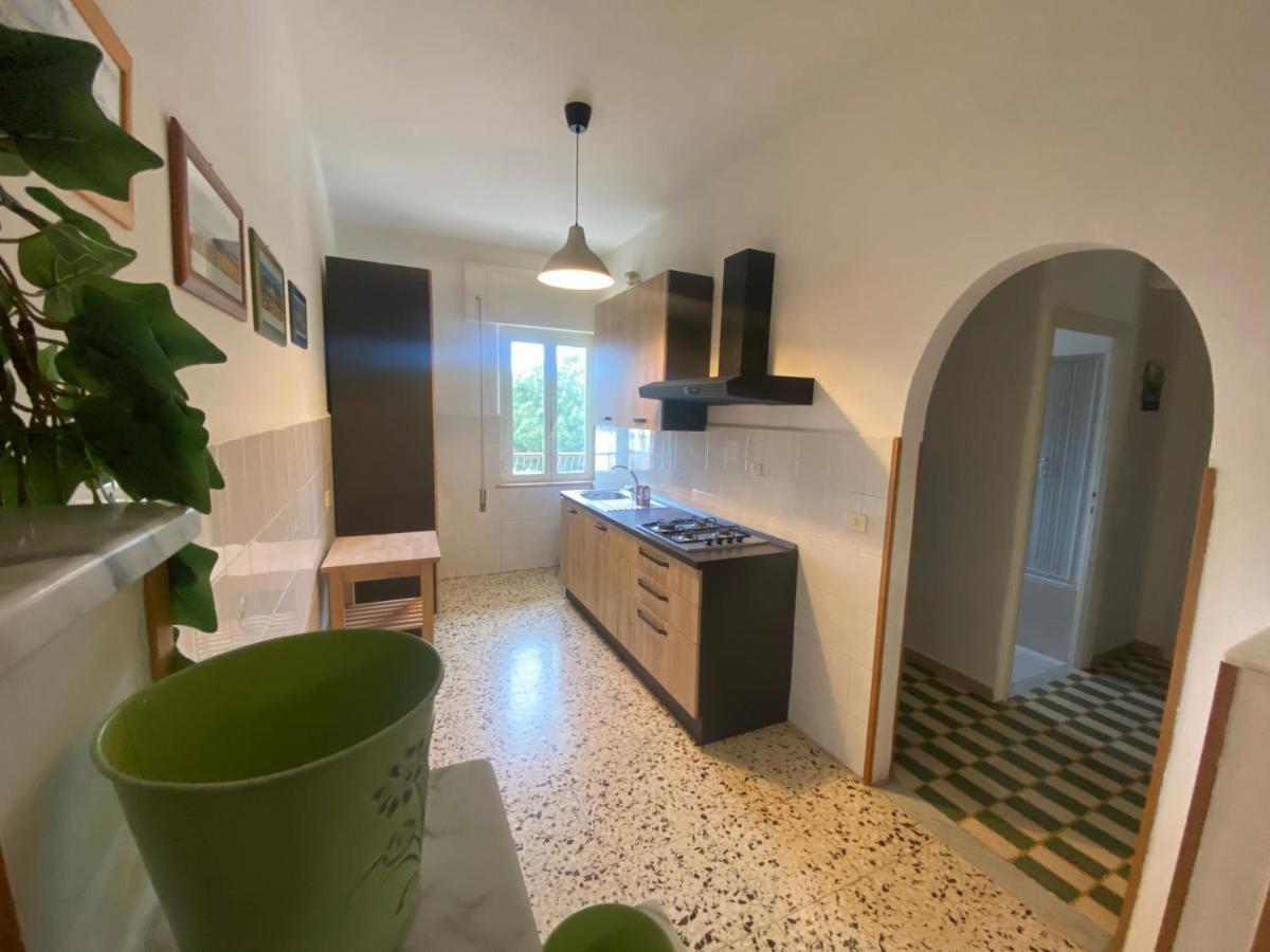 Appartamento Centrale Santa Marinella Bagian luar foto